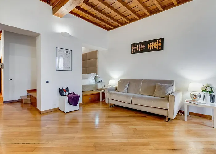 דירה Barberini Exclusive Loft